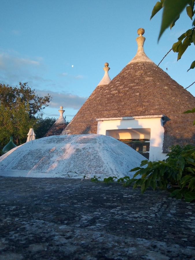אוסטוני Trulli Di Ivana מראה חיצוני תמונה