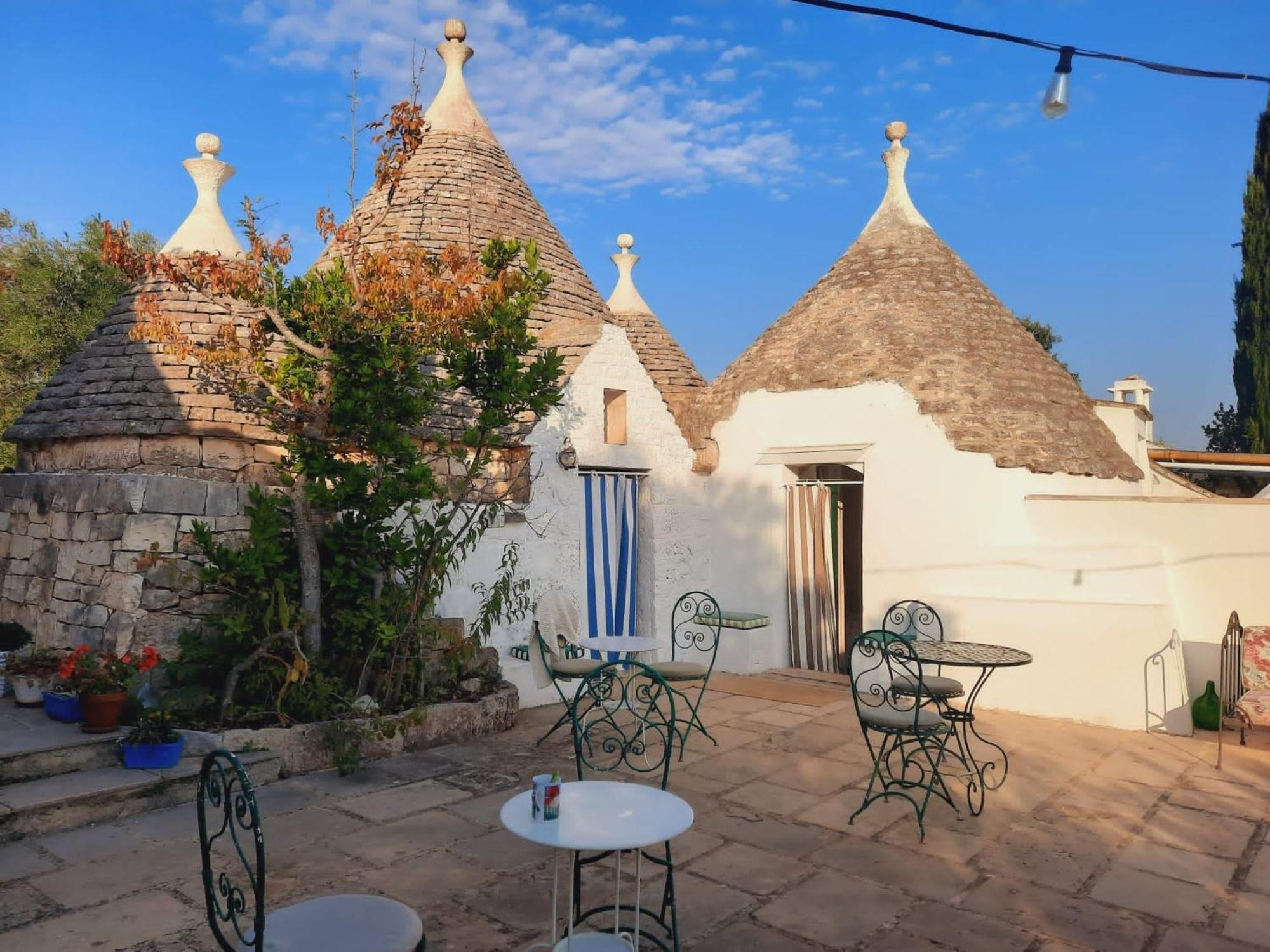 אוסטוני Trulli Di Ivana מראה חיצוני תמונה