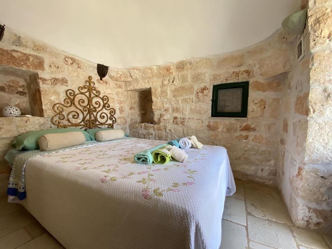 אוסטוני Trulli Di Ivana חדר תמונה